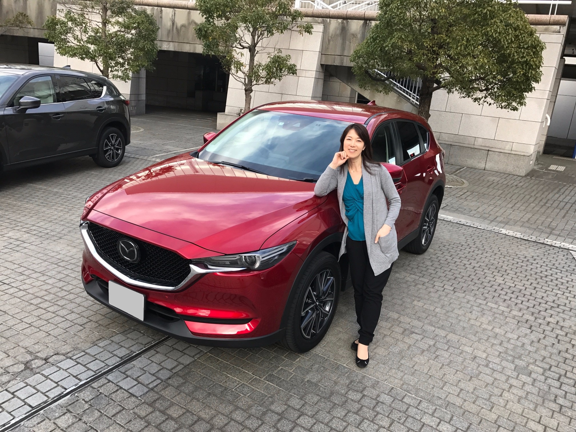 まるも亜希子の新車まるかじりトーク マツダ Cx 5 中古車 中古車情報のオークネット Jp