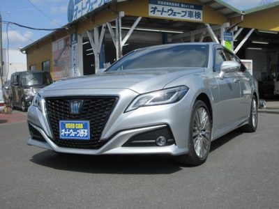 クラウン　ハイブリッドの中古車