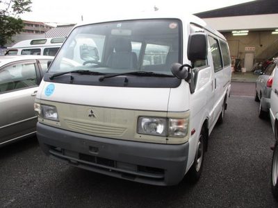 デリカカーゴの中古車