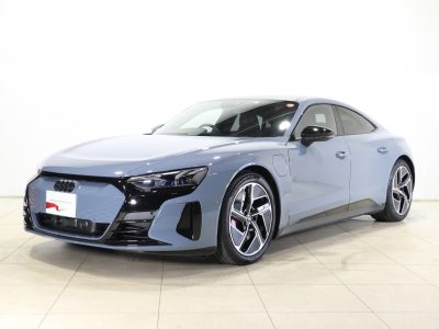 ＲＳ　ｅ－トロン　ＧＴの中古車