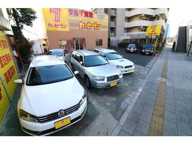 トーサイ　カーセブン足立平野店