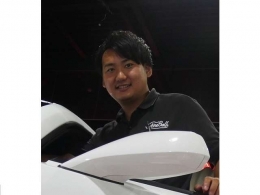 スタッフ写真1