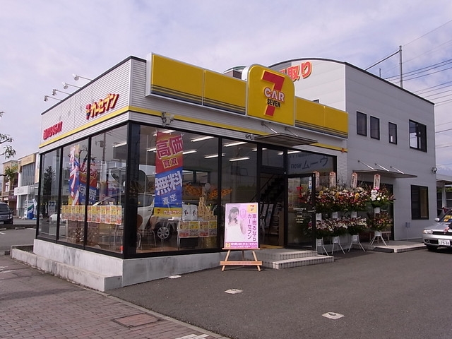 エムライン・ロータス店