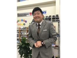 スタッフ写真1